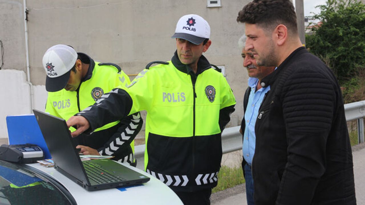 Sürücülere ‘Yaya Öncelikli Trafik’ hatırlatması yapıldı