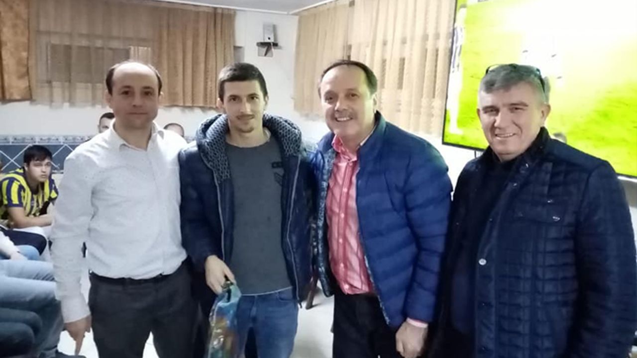 Hem derbiyi izlediler hem ödül kazandılar