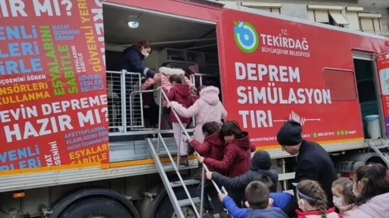 Büyükşehir Belediyesi, Deprem Haftası dolayısıyla afet eğitimi verecek