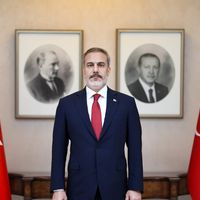 Hakan Fidan kimdir?