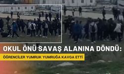 Okul önü savaş alanına döndü: Öğrenciler yumruk yumruğa kavga etti