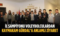 İl Şampiyonu Voleybolculardan Kaymakam Gürdal’a anlamlı ziyaret