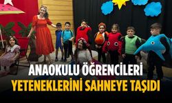 Anaokulu öğrencileri yeteneklerini sahneye taşıdı