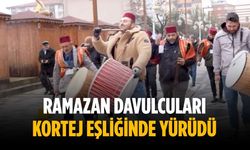 Ramazan davulcuları kortej eşliğinde yürüdü