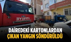 Dairedeki kartonlardan çıkan yangın söndürüldü
