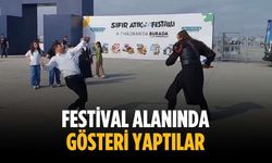 Festival alanında gösteri yaptılar