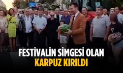 Festivalin simgesi olan karpuz kırıldı