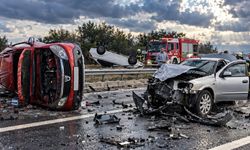 Tekirdağ-Çorlu yolunda feci kaza: araçlar takla attı