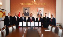 Hayırsever Sungur'dan İl Sağlık Müdürlüğüne araç bağışı