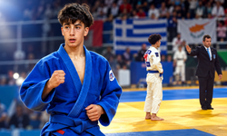 Milli Sporcu Hamza Ayan Fransa’da altın madalya kazandı