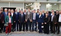 Ahmet Çetin, 3 ilçedeki muhtarlarla kahvaltıda buluştu