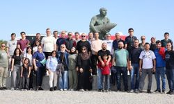 İşitme Engelliler için Çanakkale gezisi düzenledi