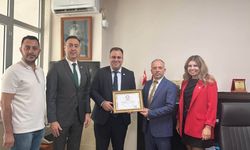 Yeni Parti Kapaklı İlçe Başkanı Emir Tarcan mazbatasını aldı
