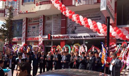 Bekent İnşaat'ın Açılışına Katılım Yoğun Oldu