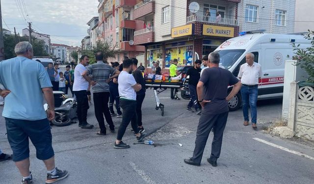 Kapaklı’da kamyonet ile motosikletli kurye çarpıştı: 1 yaralı