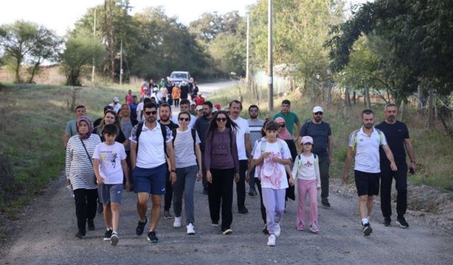 İkiz Göller Mesire Alanı’na doğa yürüyüşü düzenlendi