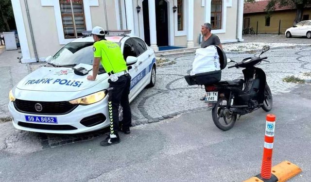 Polis ekipleri tarafından motosikletli sürücülere 50 bin lira ceza yazıldı