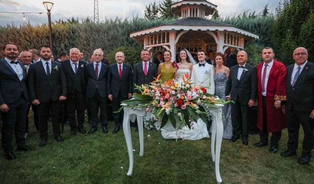 Özgür Özel ve Kemal Kılıçdaroğlu Tekirdağ’da nikah şahidi oldu