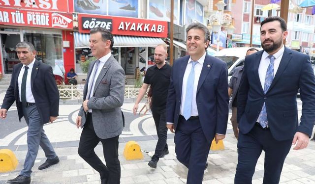 AK Partili Nurettin Alan, Kapaklı’da vatandaşlarla buluştu