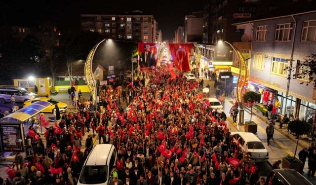 Kapaklı’da Fener Alayı Korteji ve konser etkinliği düzenlendi