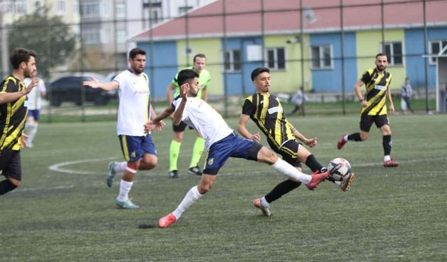 Kapaklıspor, Tekirdağspor karşısında 1 puanın sahibi oldu