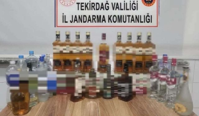 Araçta ve ikamette arama: 50 litre kaçak içki ele geçirildi