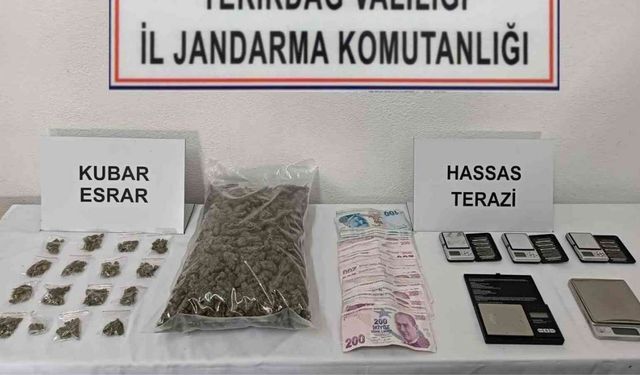 Jandarma tarafından 2 ilçede yasaklı madde ele geçirildi