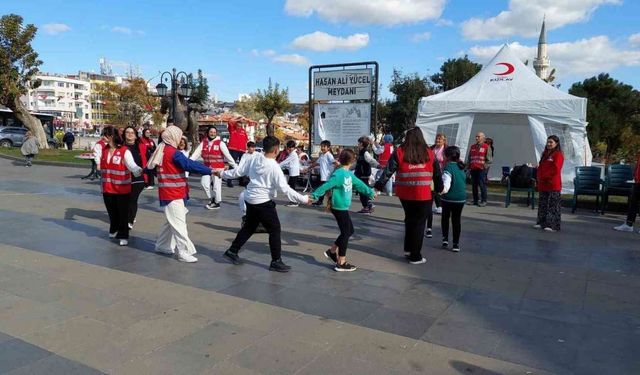 Kızılay Haftası dolayısıyla etkinlikler düzenlendi