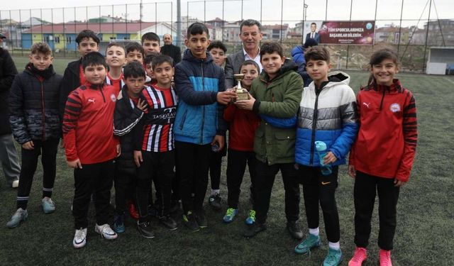 Kapaklı’da Sömestr Cup Futbol Turnuvası başladı