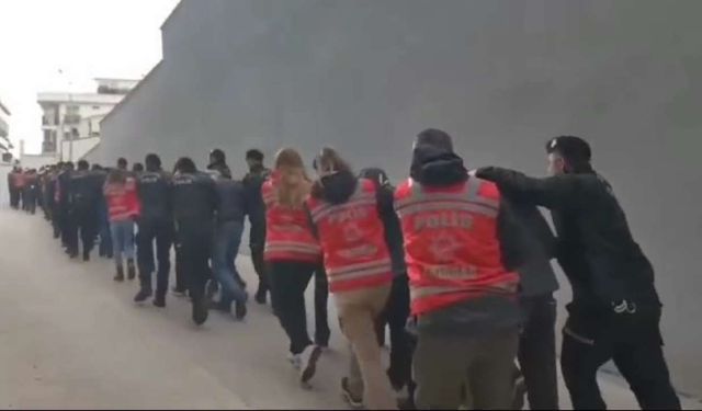Dolandırıcı suç örgütüne yönelik operasyon: 22 tutuklama