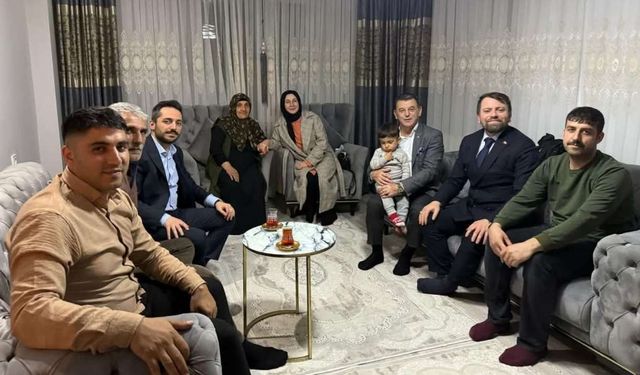 AK Parti, Kapaklı’da 200 haneye konuk oldu
