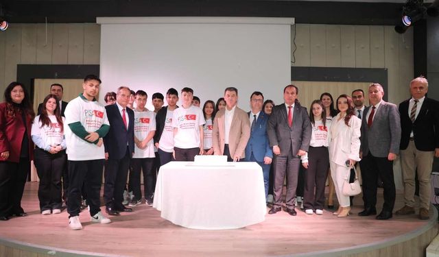 Kapaklı’da PISA 2025’e hazırlanan öğrenciler için moral desteği