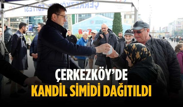 Çerkezköy’de kandil simidi dağıtıldı