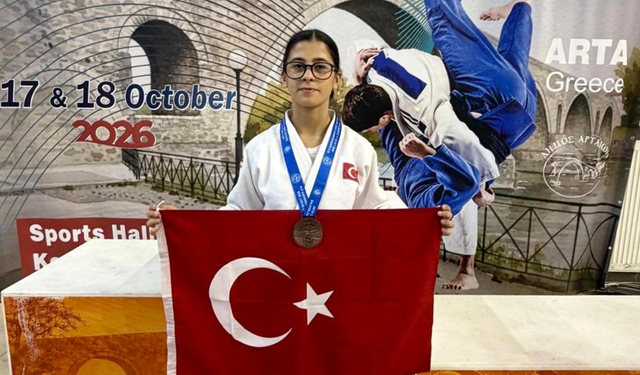 Berrak Bekci, Judo Şampiyonası'nda bronz madalya kazandı