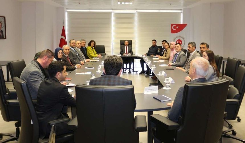 Kurum müdürleri ile değerlendirme toplantısı yapıldı