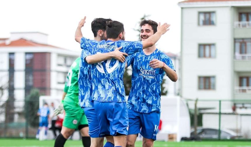 Kapaklı Sitespor, 3 puanı 4 golle aldı