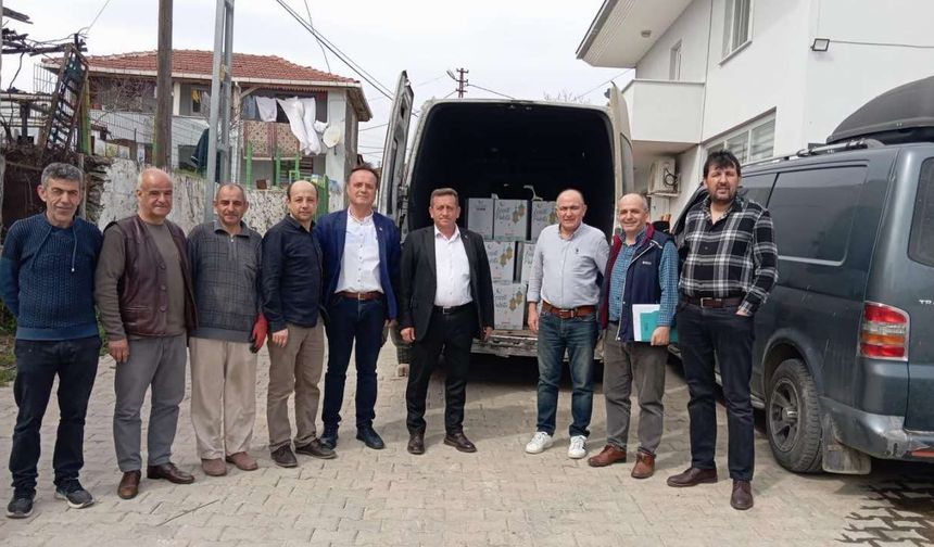 Tüm köye Ramazan erzağı dağıtıldı