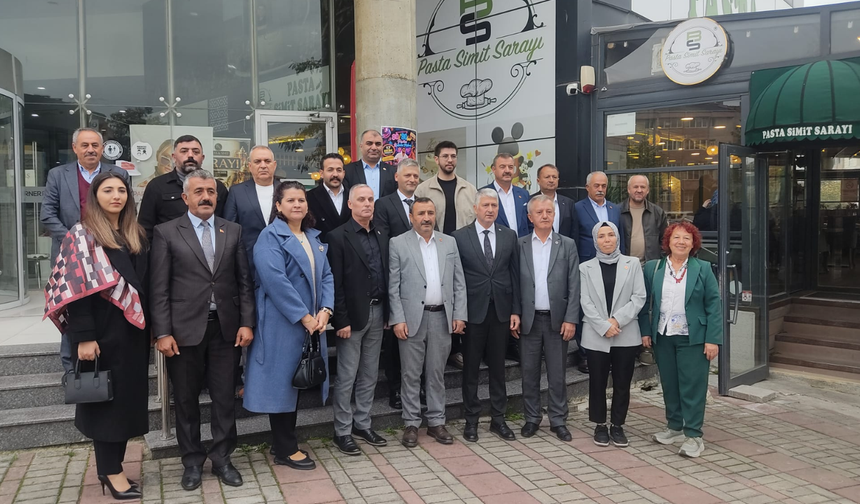 Akın Yılmaz, muhtarları kahvaltıda ağırladı