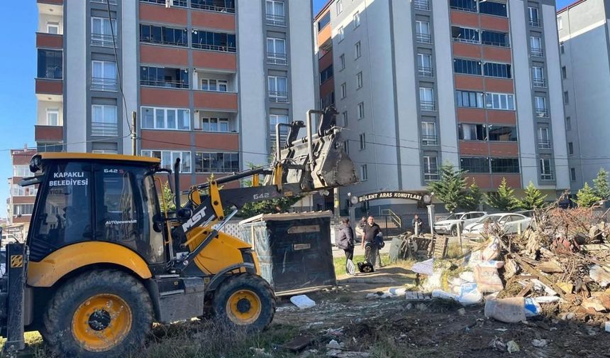 Kapaklı Belediyesi izinsiz yapıları yıkmaya devam ediyor