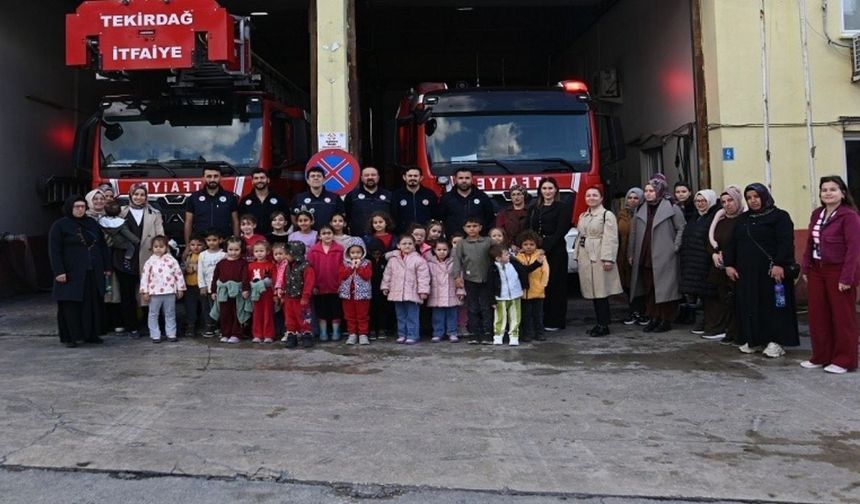 Kapaklı İtfaiyesi'nde minikler için buluşma