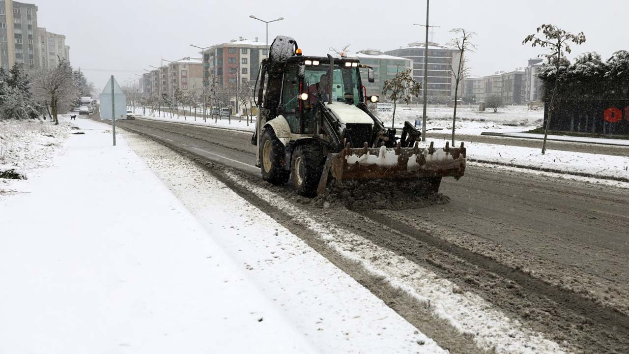 1 Çerkezköy Belediyesi Kar Ve Buzlanmaya Karşı Hazır