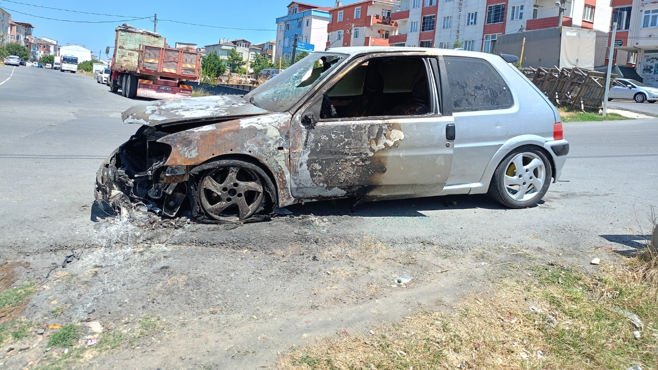 Kapakli Yanmis Arac1