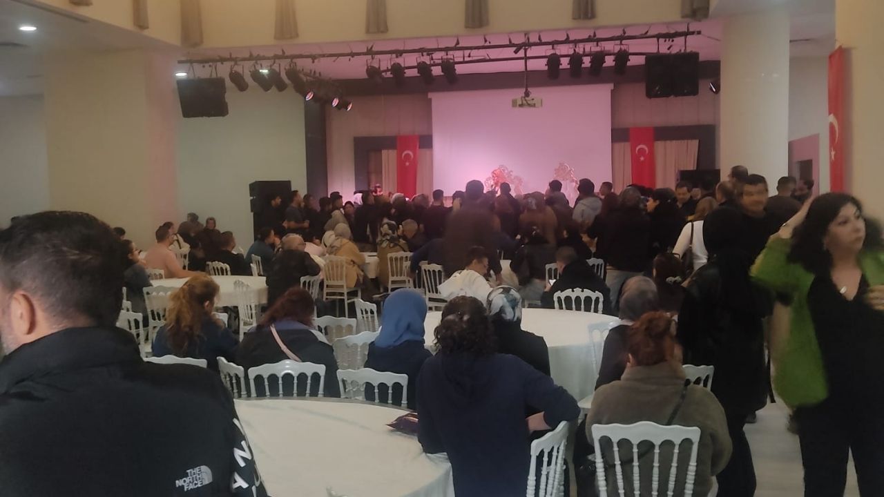 Köfteci Yusuf’un iş başvurusunda izdiham yaşandı