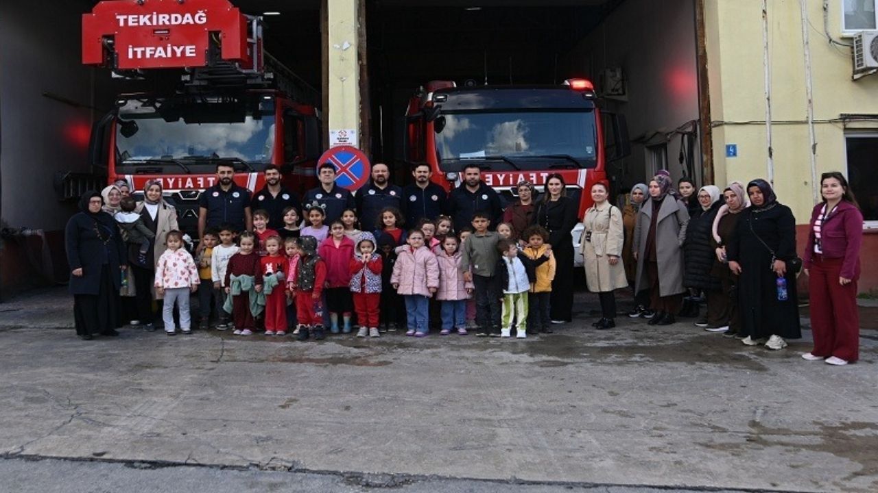 Kapaklı İtfaiyesi'nde minikler için buluşma